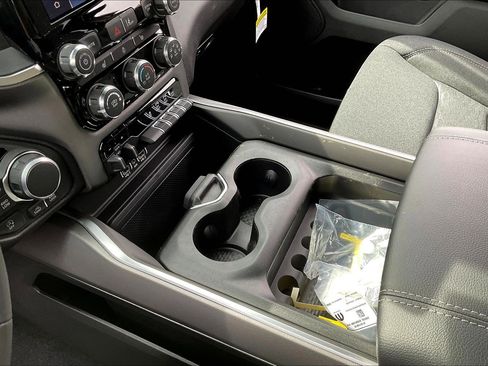 New 2026 RAM 1500 Big Horn AWD/4WD image 12