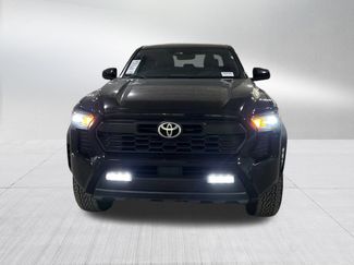 Used 2024 Toyota Tacoma TRD Off-Road video 2