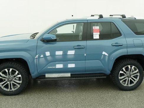 New 2026 Toyota 4Runner Limited AWD/4WD image 3