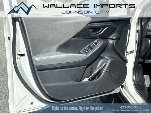 Used 2024 Subaru Crosstrek 2.0i AWD/4WD image 13