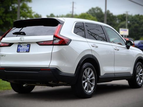 Used 2023 Honda CR-V EX-L image 5