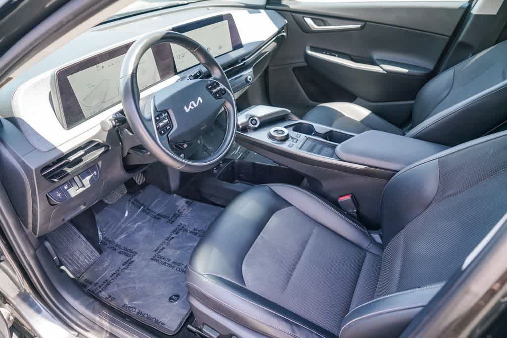 Used 2024 Kia EV6 Light RWD image 16