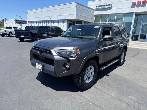 Used 2021 Toyota 4Runner SR5 AWD/4WD image 3