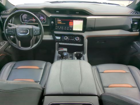 Used 2024 GMC Sierra 1500 AT4 w/ Technology Package AWD/4WD image 13