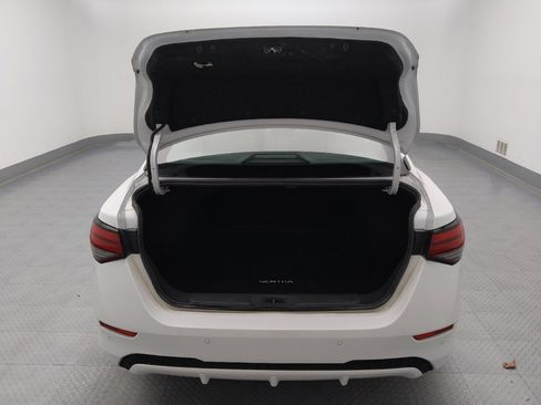 Used 2024 Nissan Sentra SV image 29