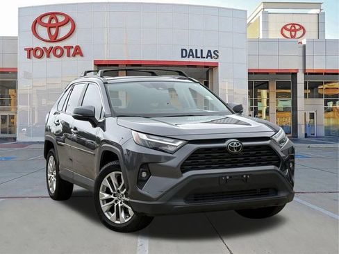 Used 2025 Toyota RAV4 XLE Premium FWD image 1