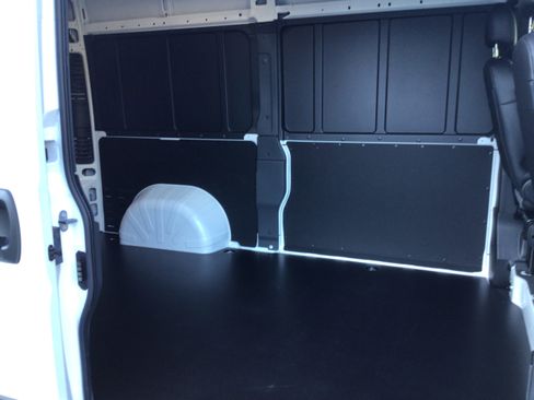 New 2025 RAM ProMaster 1500 w/ Premium Convenience Group image 8