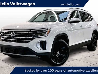 Certified 2025 Volkswagen Atlas SE w/ Panoramic Sunroof Package