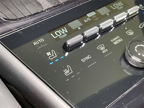 New 2026 Porsche Cayenne Coupe image 33