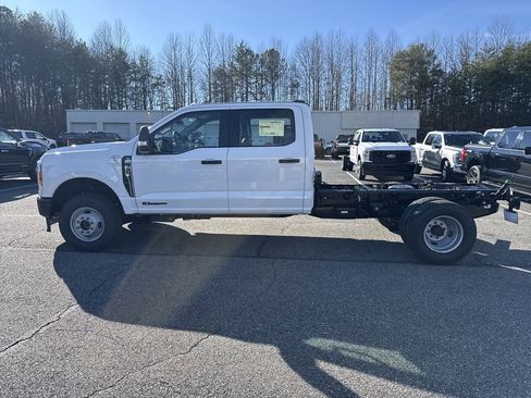 New 2026 Ford F350 XL image 4