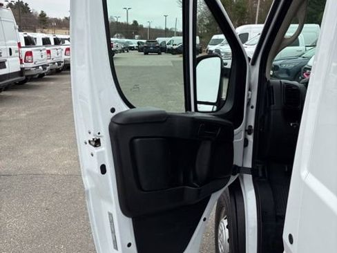 Used 2023 RAM ProMaster 2500 image 8