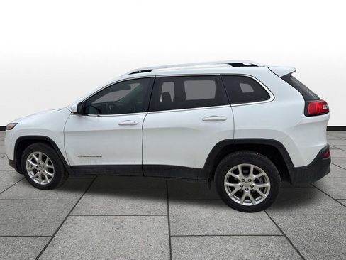 Used 2017 Jeep Cherokee Latitude image 8