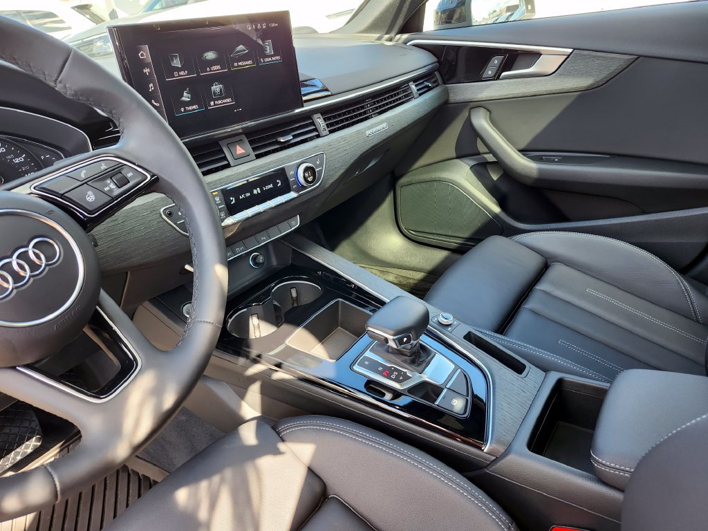 Used 2023 Audi A4 2.0T Premium w/ Convenience Package AWD/4WD image 8