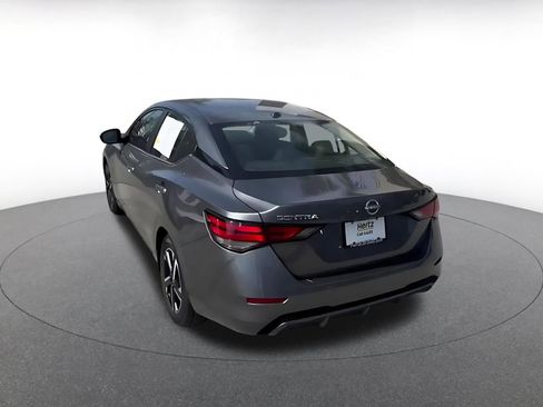 Used 2025 Nissan Sentra SV image 11