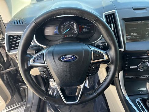 Used 2015 Ford Edge Titanium w/ Technology Package image 14