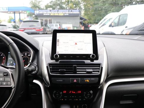 Used 2025 Mitsubishi Eclipse Cross AWD image 19
