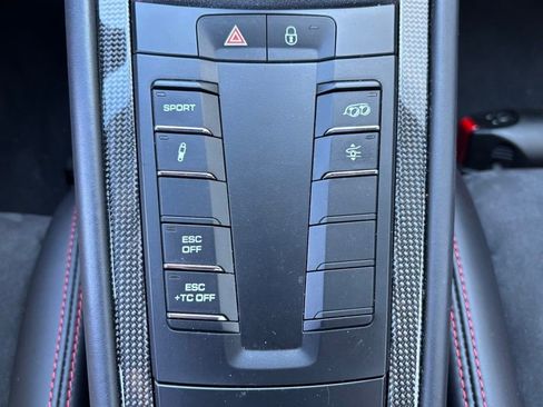 Used 2018 Porsche 911 GT3 RWD image 27