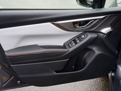 Used 2023 Subaru Crosstrek 2.5i Limited w/ Moonroof Package image 17