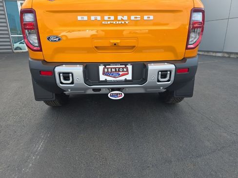 New 2026 Ford Bronco Sport Outer Banks w/ Sasquatch Outer Banks Package AWD/4WD image 10