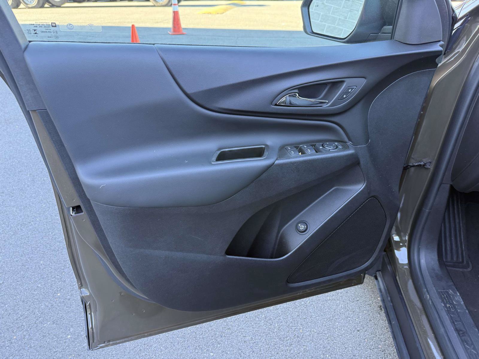 Certified 2024 Chevrolet Equinox LT AWD/4WD image 12