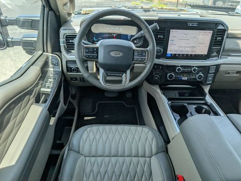 New 2026 Ford F450 Platinum w/ Platinum Plus Package AWD/4WD image 7