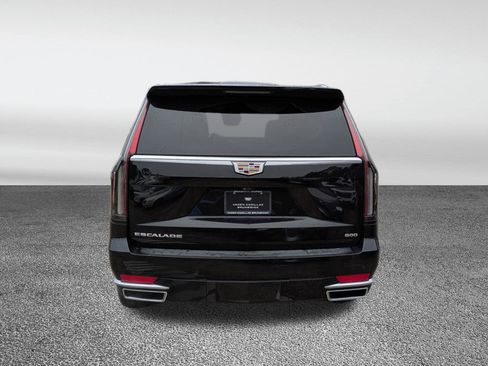 Used 2021 Cadillac Escalade Premium Luxury w/ Driver Assist Tech Package image 29