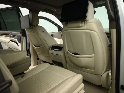 Used 2024 Cadillac Escalade Sport Platinum RWD image 63