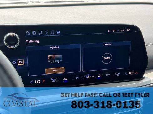Used 2025 Chevrolet Traverse LT FWD image 44