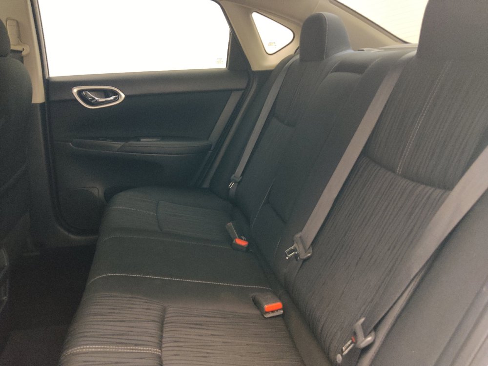 Used 2017 Nissan Sentra SV FWD image 18