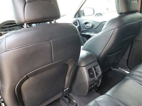 Used 2023 Jeep Cherokee Altitude Lux image 29