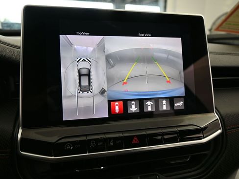 Used 2023 Jeep Compass Trailhawk w/ Trailhawk Elite Group image 24