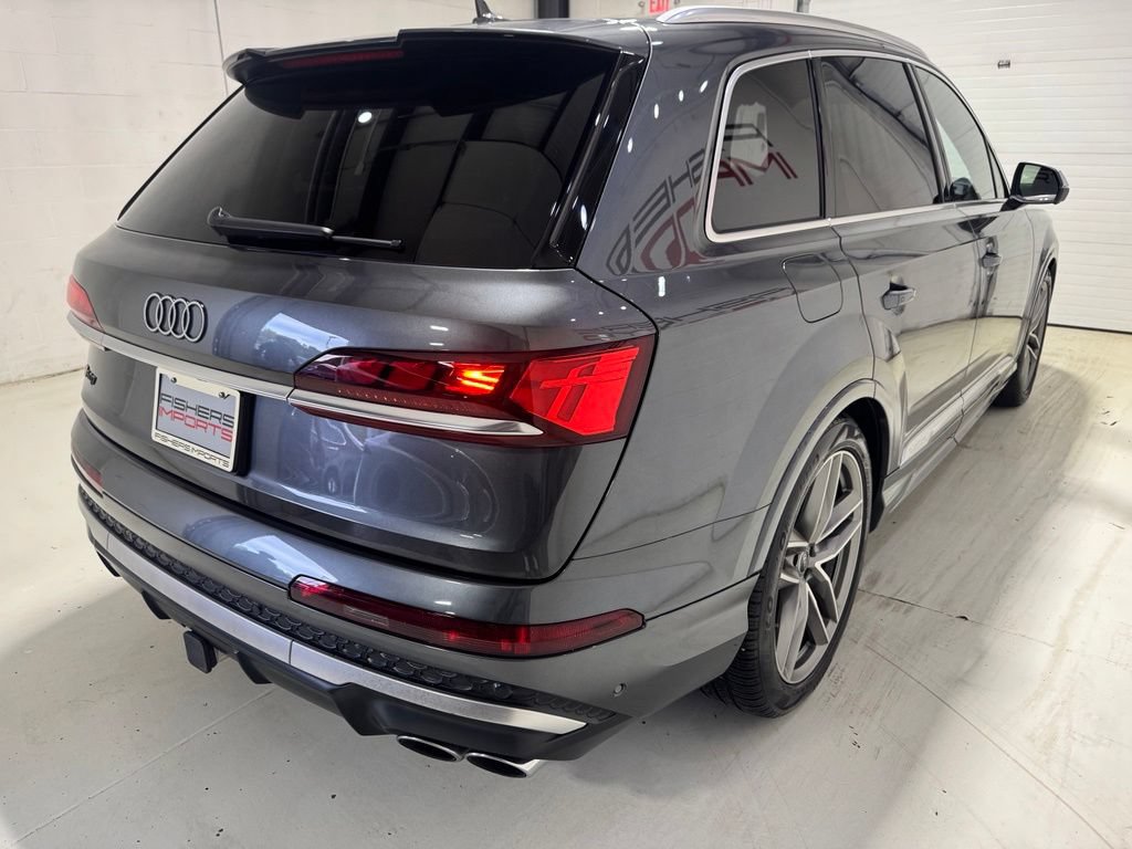 Used 2025 Audi SQ7 Prestige AWD/4WD image 6