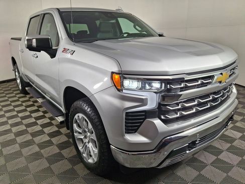 Used 2022 Chevrolet Silverado 1500 LTZ w/ LTZ Premium Package image 7