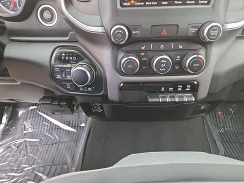 Used 2019 RAM 1500 Big Horn AWD/4WD image 25