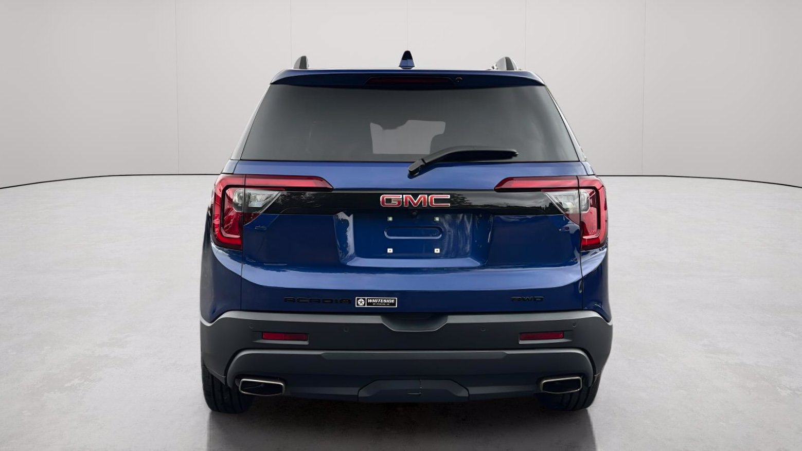 Used 2023 GMC Acadia SLT w/ Elevation Edition AWD/4WD image 5