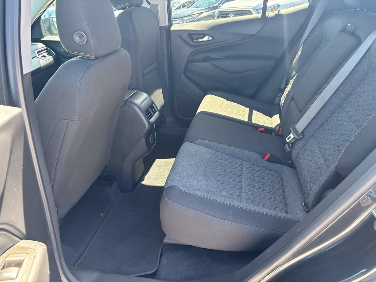 Used 2023 Chevrolet Equinox LT AWD/4WD image 13