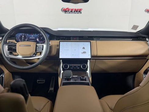 Used 2023 Land Rover Range Rover SE image 15