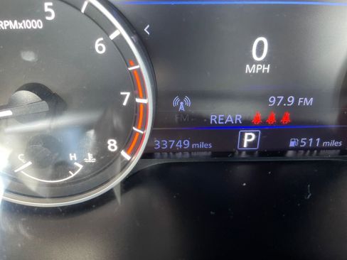 Used 2025 Nissan Altima 2.5 SV FWD image 41