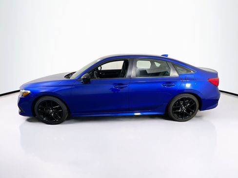 Used 2023 Honda Civic Sport image 8