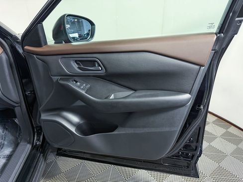 Certified 2023 Nissan Rogue S image 41