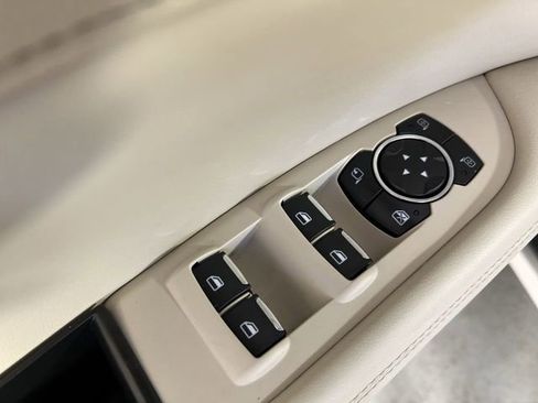 Used 2017 Lincoln MKZ Reserve FWD image 24
