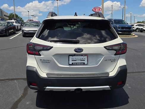 Used 2023 Subaru Outback Limited XT AWD/4WD image 4