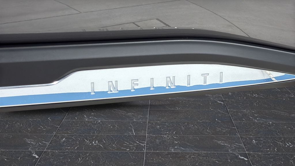 Used 2024 INFINITI QX60 Sensory w/ Vision Package AWD/4WD image 39