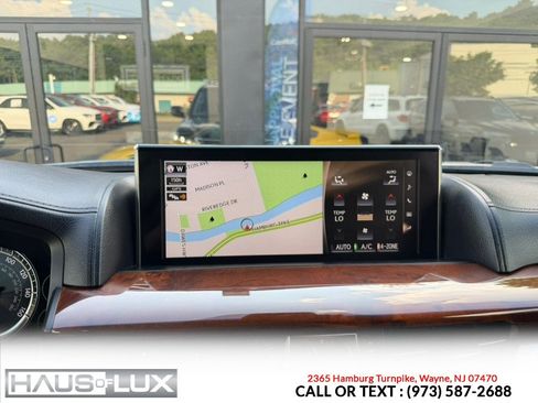 Used 2017 Lexus LX 570 4WD image 34
