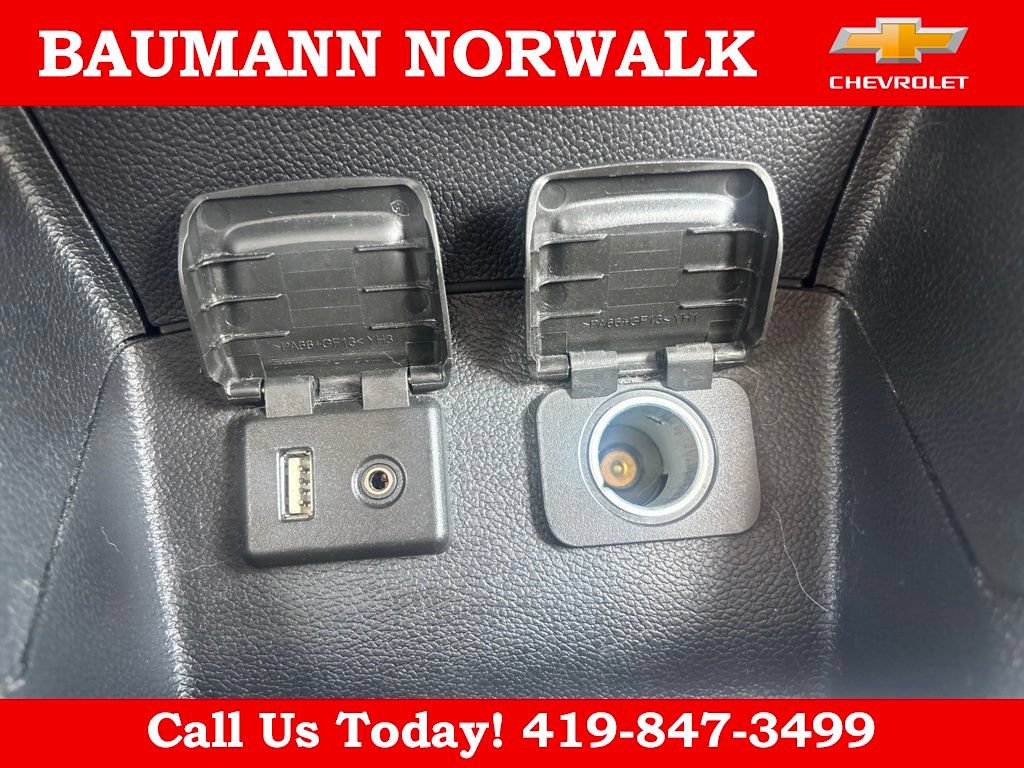 Used 2017 Chevrolet Cruze LT FWD image 28