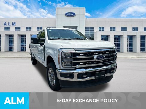 Used 2023 Ford F350 Lariat w/ Chrome Package AWD/4WD image 3
