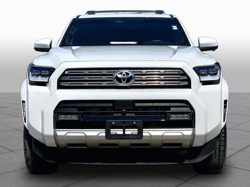 Used 2025 Toyota 4Runner Limited AWD/4WD image 4