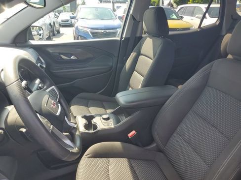 Certified 2022 GMC Terrain SLE w/ Driver Convenience Package FWD image 17
