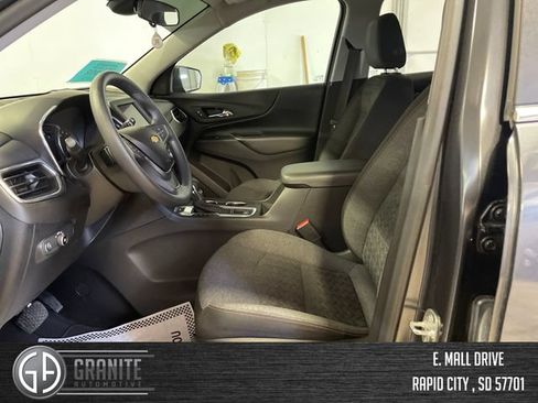 Used 2022 Chevrolet Equinox LT AWD/4WD image 11