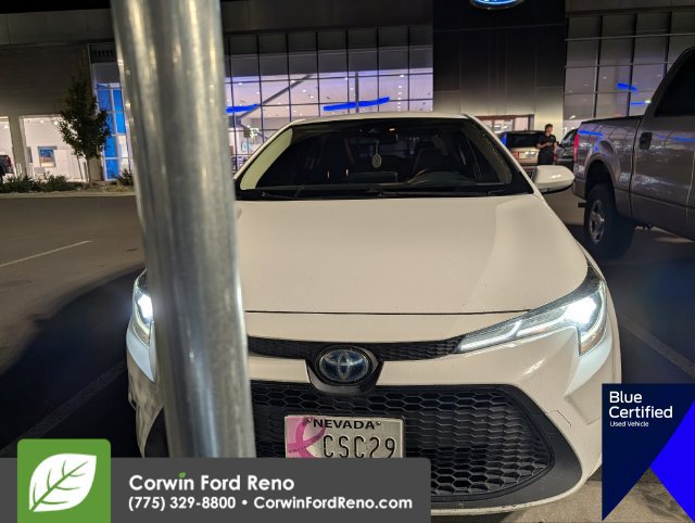 Used 2022 Toyota Corolla LE w/ Carpet Mat Package (TMS) FWD image 2